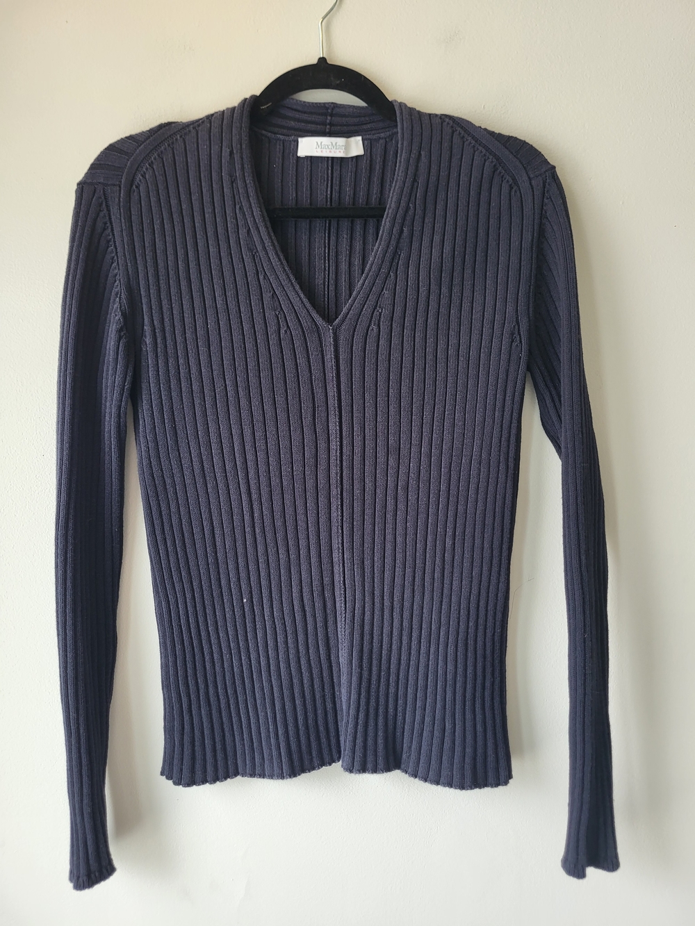 MaxMara Navy Ribbed Classic Casual Layering V-Neck Sweater